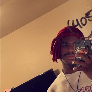 Meet your Posher, Gregory